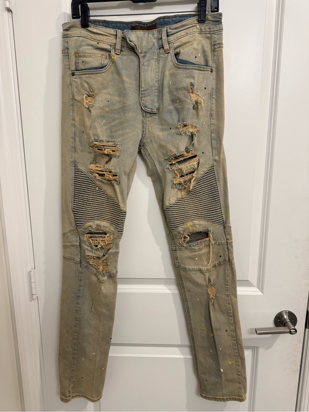 Slim Ripped Khaki Men's Jeans with Biker Knee Detailing